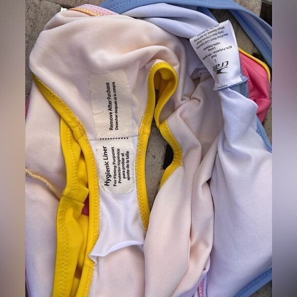 NWOT Crane 3 color block swimsuit Size Large - Picture 5 of 5